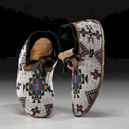 Northern Plains Beaded Hide Soft-Sole Moccasins 