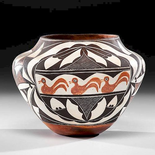 Acoma Polychrome Pottery Jar 