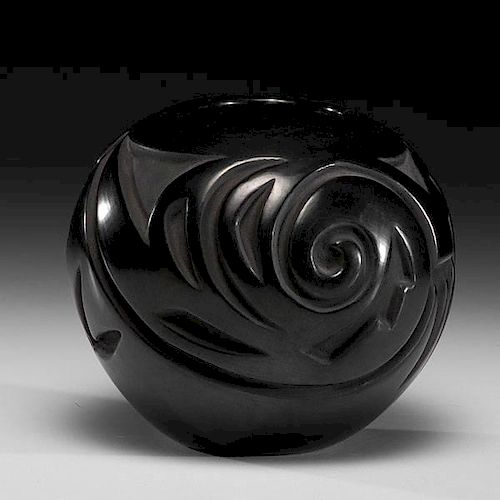 Helen Shupla (Santa Clara, 1928-1985) Blackware Pottery Jar 