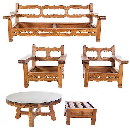 Sala. Siglo XX. En talla de madera. Consta de: Sofá de 3 plazas, par de sillones, taburete y mesa de centro.