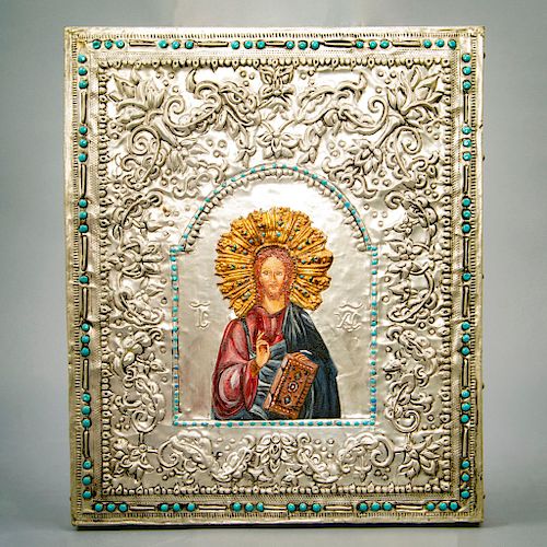 LOTE SIN RESERVA. Icono del Cristo Pantocrator. Siglo XX. Temple sobre madera con repujado en metal plateado.