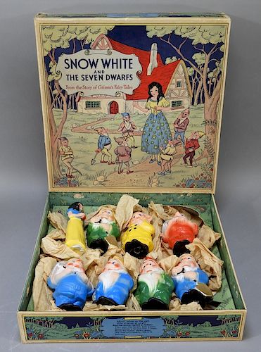 RARE Disney Snow White 7 Dwarves Papier Mache Set