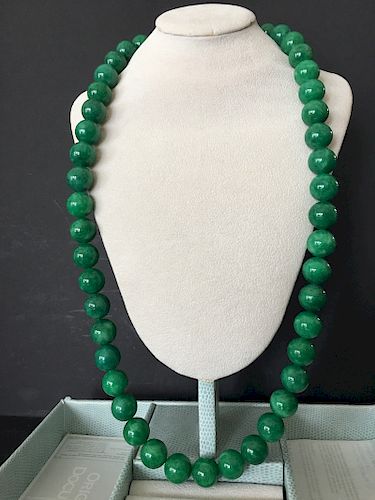 OLD Chinese Green Jade Necklace, each bead 12mm diameter. Total 30"