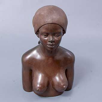 Busto femenino. Sudafrica. Siglo XX. En talla de piedra.