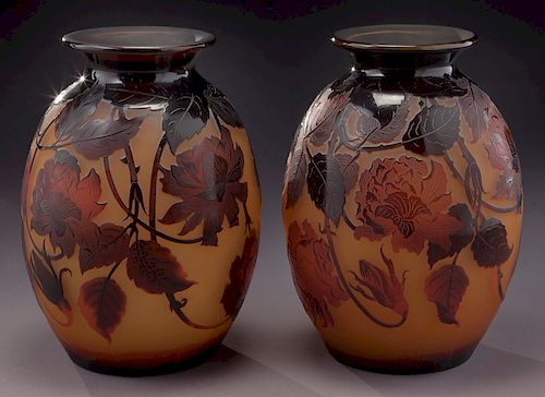 Pr. D'Argental cameo glass vases,