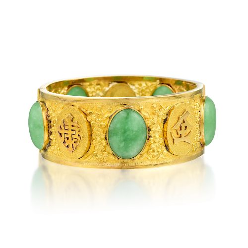 A Jade Gold Bracelet