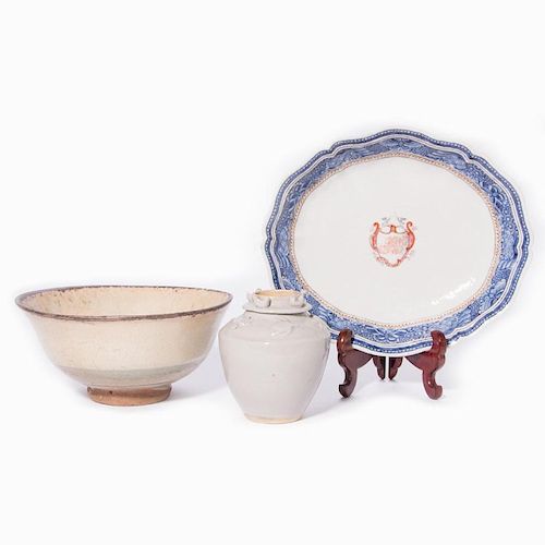 Three pieces of Chinese and Japanese porcelain.