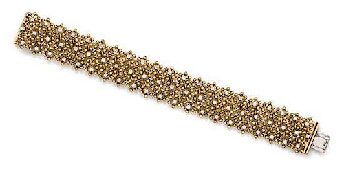 An 18 Karat Yellow Gold and Diamond Bracelet, Piranesi, 43.00 dwts.