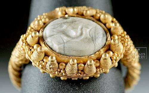 Byzantine 22K+ Gold Ring w/ Stone Intaglio - Avian
