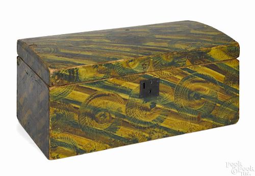 Vibrant New England painted pine dome lid box, early 19th c.