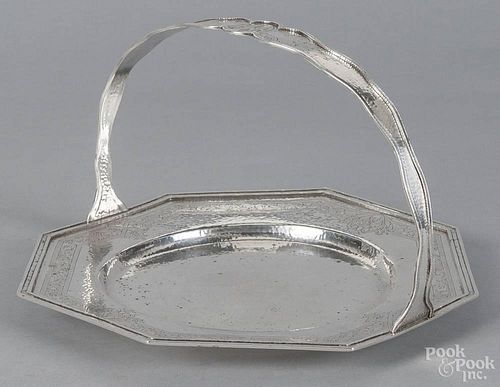 Maryland sterling silver Schofield basket, the hammered body with a foliate chased rim, 7'' w.