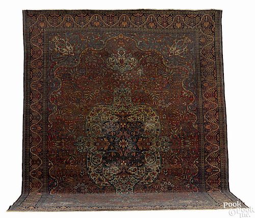 Ferraghan Sarouk carpet, ca. 1910, 10'6'' x 13'10''.