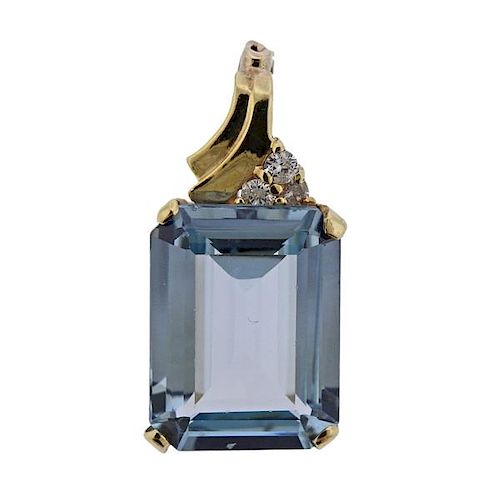 14k Gold Diamond Blue Stone Pendant 