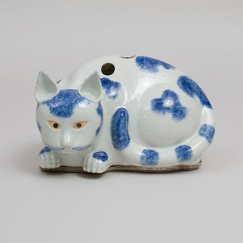 Chinese Blue and White Porcelain Cat Form Nightlight and Stand