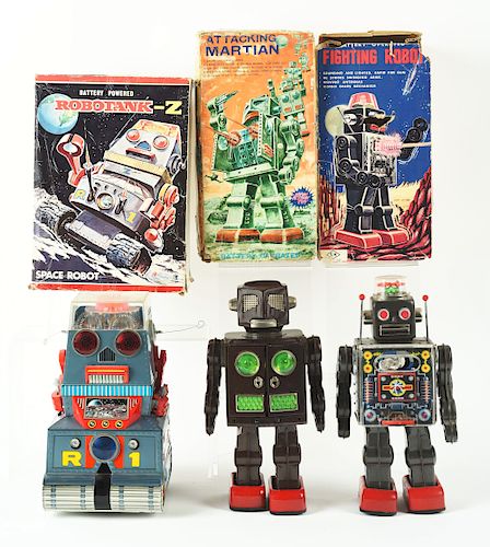 Lot of 3: Attacking Martian, Fighting Robot & Z Robots in Boxes.