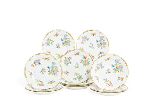 Twelve Herend Queen Victoria  dinner plates