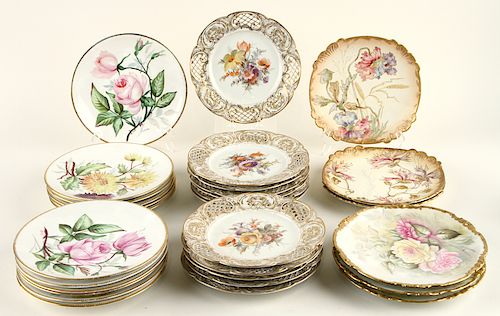 COLLECTION OF 30 CONTINENTAL PORCELAIN PLATES