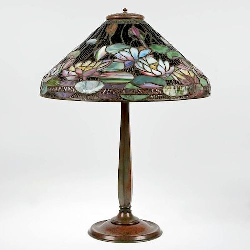 Tiffany Studios "Pond Lily" table lamp