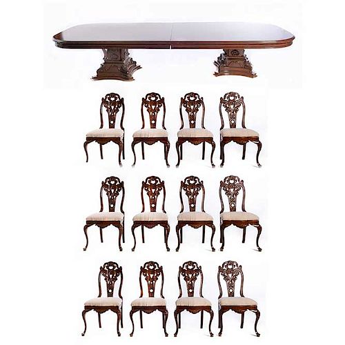 Comedor. Siglo XX. En talla de madera enchapada. Consta de Mesa. Con cubierta rectangular y soportes tipo zócalo y 12 sillas.