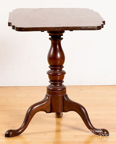 English mahogany tilt top tea table