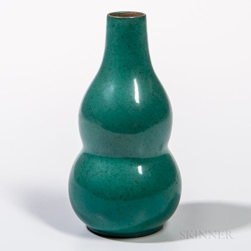 Small Mottled Green-glazed Double Gourd Vase