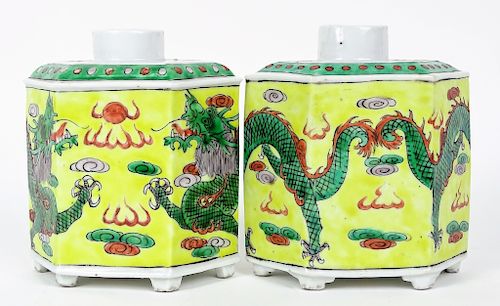 Chinese Famille Jaune Five Claw Dragon Tea Caddy