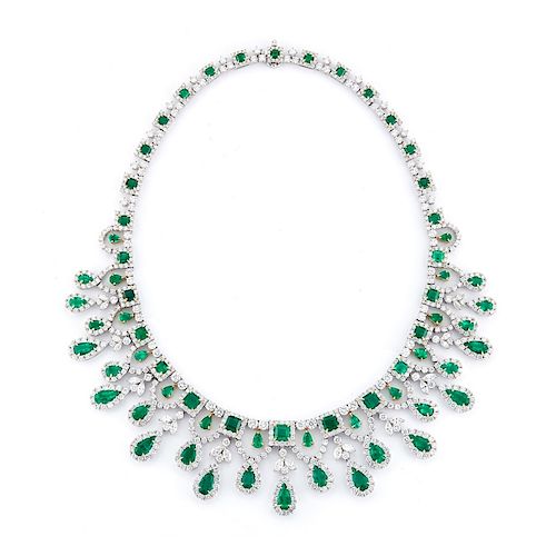 Platinum 31.2ct Colombian Emerald Diamond Necklace