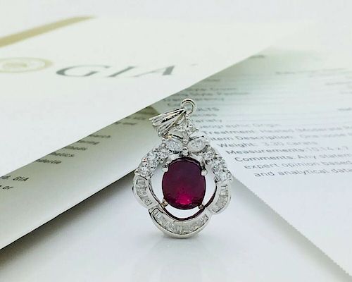 18k White GIA Certified Ruby With Diamonds Pendant