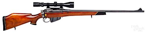 British SMLE bolt action rifle