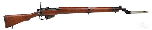 British SMLE bolt action rifle with bayonet