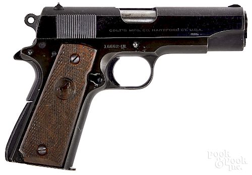 Colt lightweight Commander semi-automatic pistol