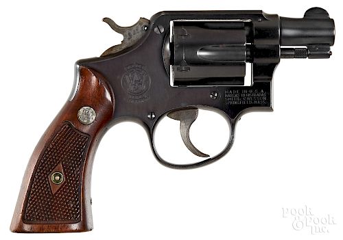 Smith & Wesson double action snub nose revolver