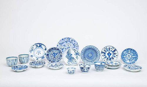 Group of Chinese Blue and White Porcelain Table Articles