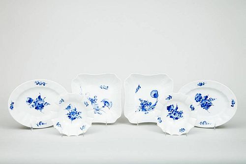 Pair of Royal Copenhagen Blue and White Porcelain Angular Fruit Bowls, a Pair of Small Oval Platters, and a Pair of Scalloped Dishes