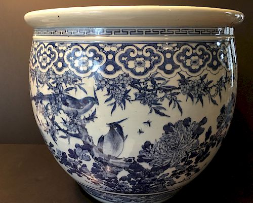 ANTIQUE Large Chinese Blue and White Jardiniere with birds and Flowers, Qing . 18 1/2" Diameter