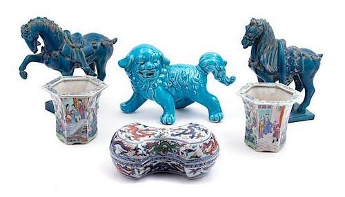 Six Decorative Chinese Style Ceramic Articles