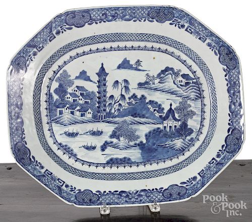 Chinese export blue and white porcelain platter
