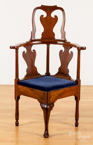 Queen Anne mahogany corner chair