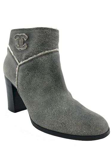 Chanel Leather CC Shearling Ankle Bootie Size 7