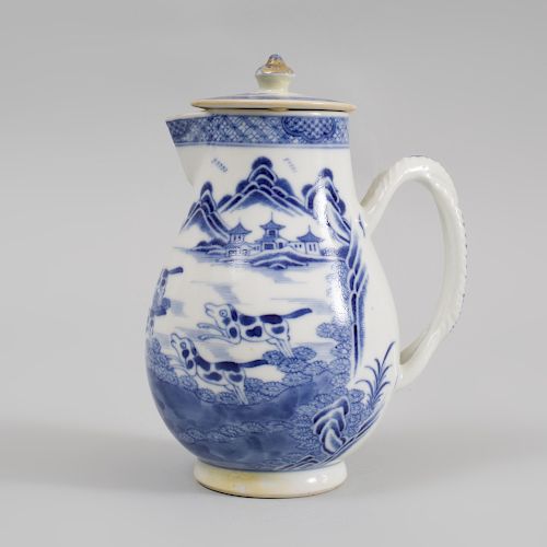 Chinese Export Blue and White Porcelain Hot Milk Jug and Flat Cover