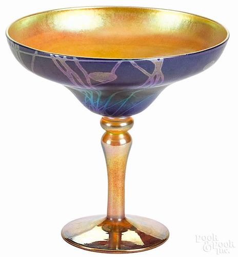 Durand art glass tazza with heart and vine decoration on a blue iridescent ground, signed on base