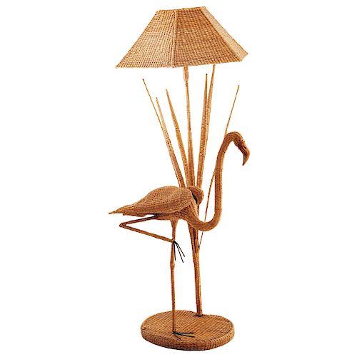 MARIO LÓPEZ TORRES. Años 70. Lámpara de pie. Estructura de metal y tejido de chuspata con latón. Diseño a manera de flamingo.