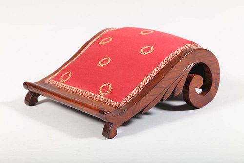 CLASSICAL CARVED CHERRY FOOTREST