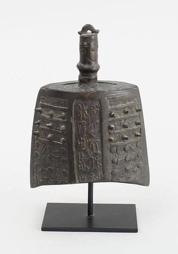 CHINESE ARCHAIC STYLE BRONZE BELL, IN THE WESTERN CHOU MANNER