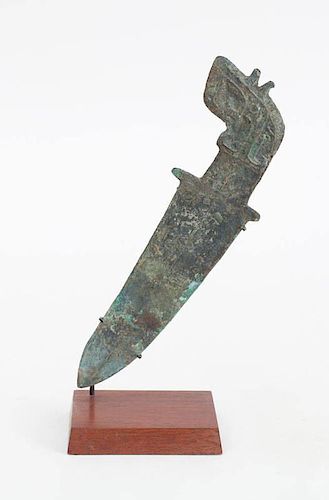 CHINESE ARCHAIC SHANG STYLE BRONZE KNIFE