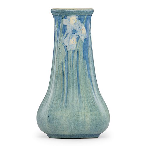 A.F. SIMPSON; NEWCOMB COLLEGE Transitional vase