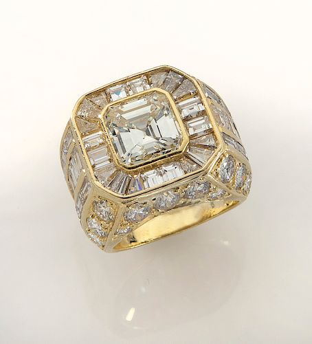 18K gold and 4.32 ct. (GIA) emerald cut diamond