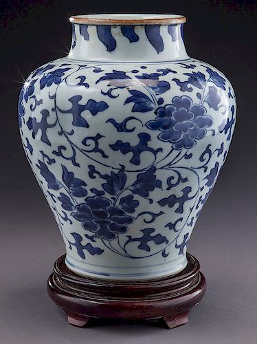 Chinese Transitional blue & white porcelain ginger
