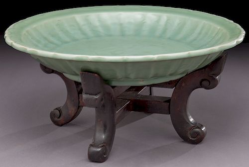 Chinese Early Ming celadon porcelain charger,