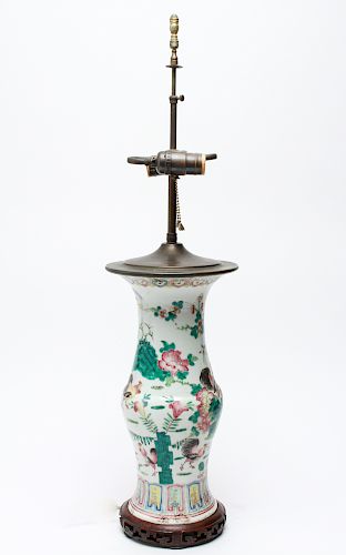 Chinese Export Porcelain Baluster Vase Table Lamp